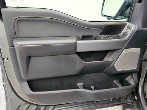 Used 2025 Ford F150 Lariat AWD/4WD image 10