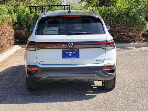 New 2026 Volkswagen Taos SE AWD/4WD image 5