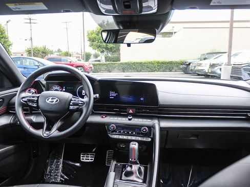 Certified 2025 Hyundai Elantra N Line FWD image 16