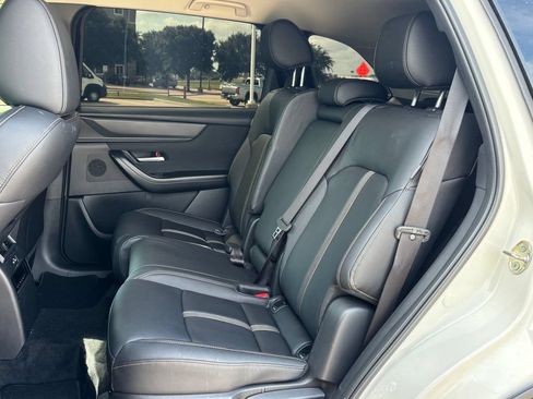 Used 2025 MAZDA CX-90 3.3 Turbo w/ Select Package AWD/4WD image 8
