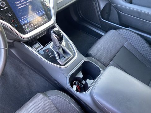 Used 2023 Subaru Outback Premium AWD/4WD image 24