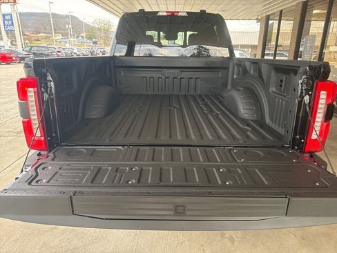 New 2026 Ford F250 XLT w/ XLT Premium Package image 23