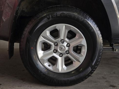 Certified 2023 Toyota 4Runner SR5 Premium image 5