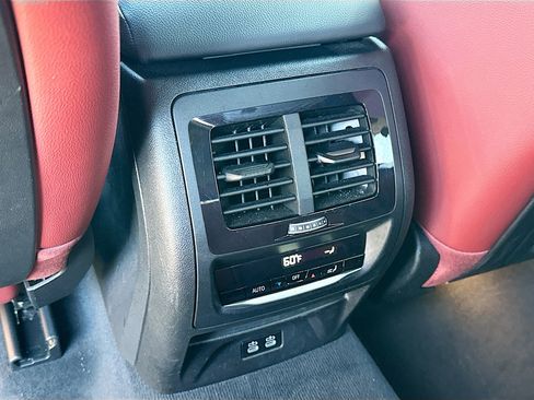 Certified 2024 BMW X3 xDrive30i w/ Convenience Package image 25