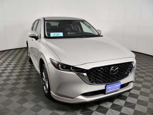 Used 2025 MAZDA CX-5 AWD 2.5 S w/ Select Package image 3
