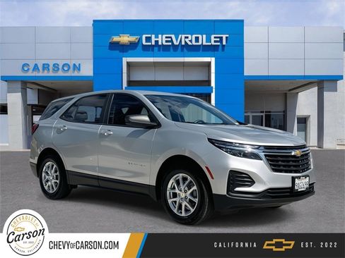 Used 2022 Chevrolet Equinox LS w/ LPO, Floor Liner Package image 1