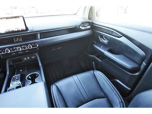 Used 2023 Honda Pilot Elite image 9