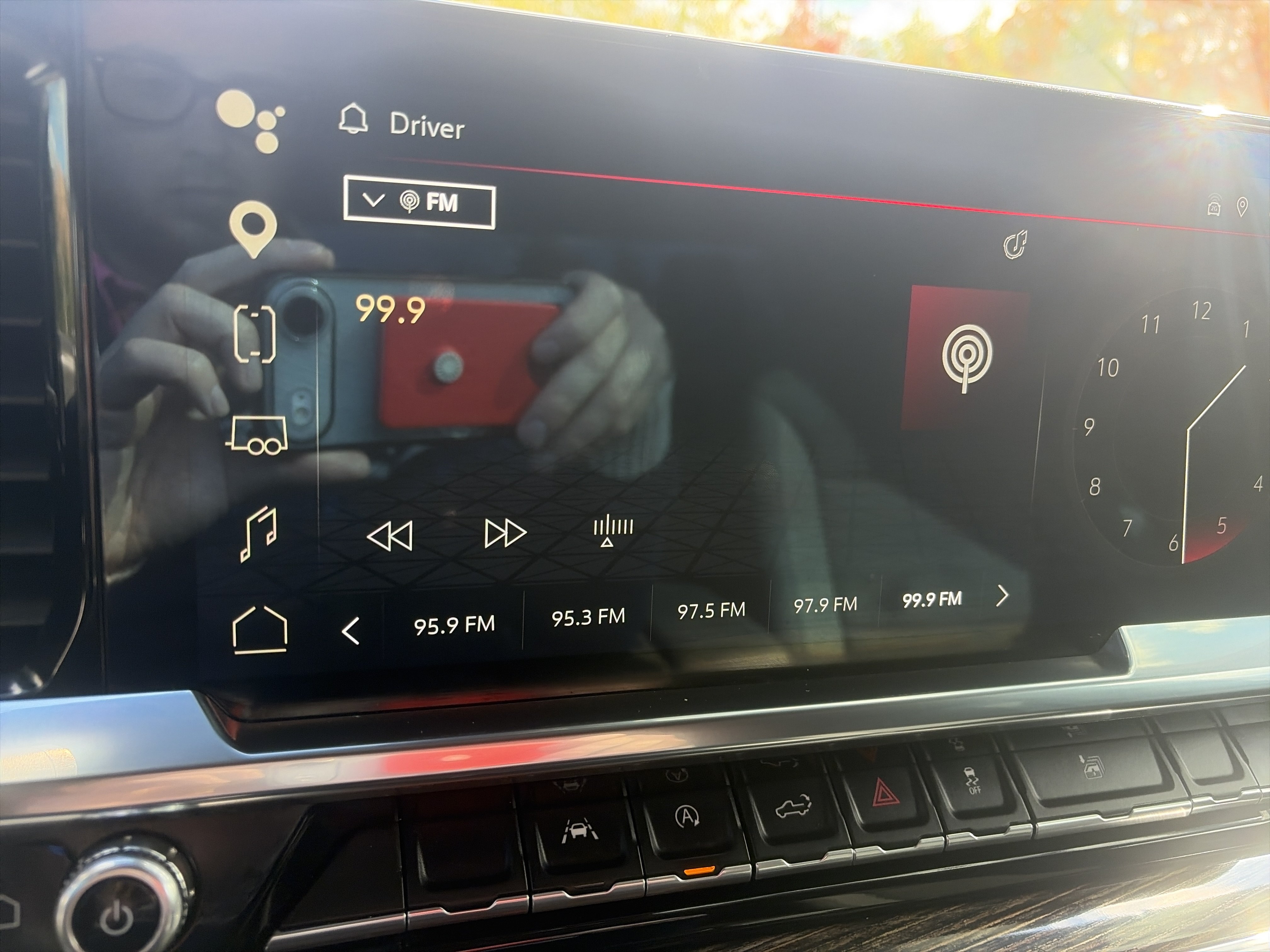 Used 2022 GMC Sierra 1500 SLE AWD/4WD image 25