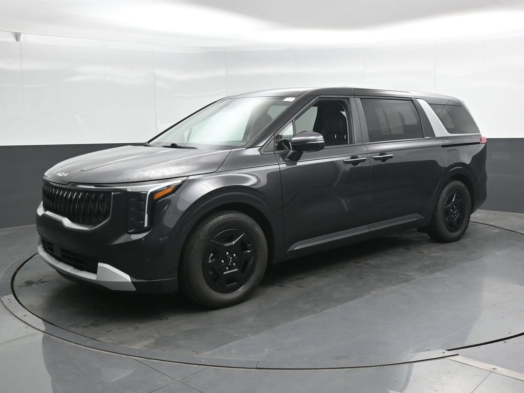 Used 2025 Kia Carnival FWD image 7
