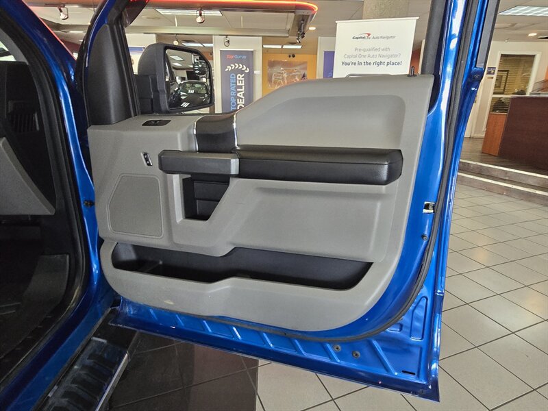 Used 2017 Ford F150 XLT AWD/4WD image 12