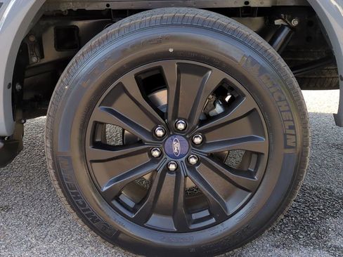 Used 2019 Ford F150 Lariat w/ Equipment Group 502A Luxury image 11