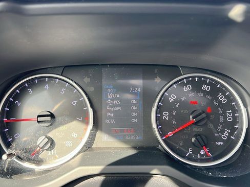 Used 2019 Toyota RAV4 XLE w/ Convenience Package image 29