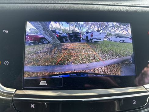 Used 2023 Cadillac XT6 Premium Luxury FWD image 24