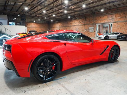 Used 2019 Chevrolet Corvette Stingray Coupe w/ Battery Protection Package RWD image 17