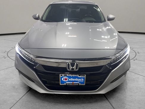 Used 2018 Honda Accord Touring image 8