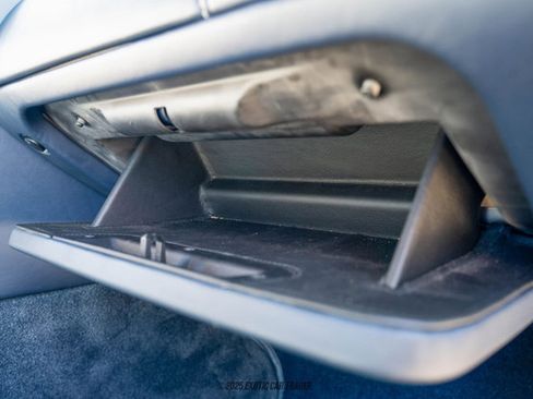 Used 2008 Aston Martin V8 Vantage Roadster 6-Speed image 35