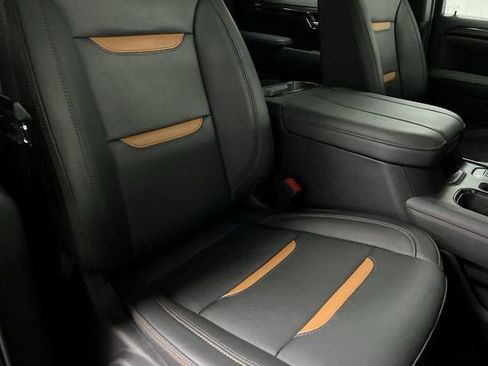 Certified 2023 GMC Sierra 1500 AT4 w/ AT4 Preferred Package AWD/4WD image 29