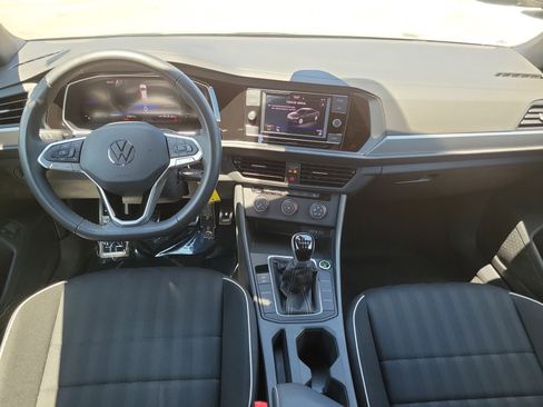 Used 2024 Volkswagen Jetta Sport FWD image 15