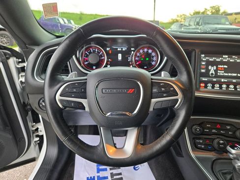 Used 2018 Dodge Challenger GT w/ Driver Convenience Group AWD/4WD image 18