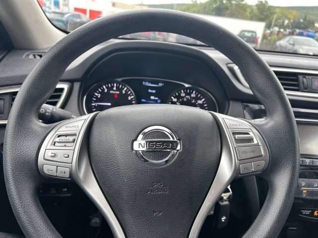 Used 2016 Nissan Rogue S w/ Appearance Package AWD/4WD image 18
