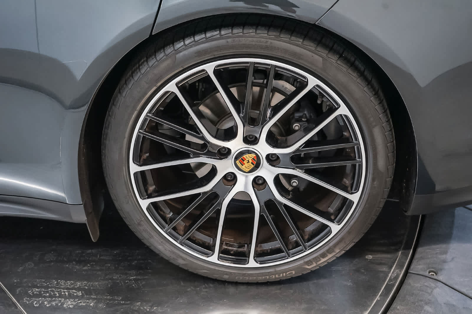 Certified 2023 Porsche Panamera Platinum Edition RWD image 13