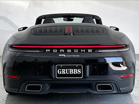 Used 2025 Porsche 911 Carrera RWD image 5