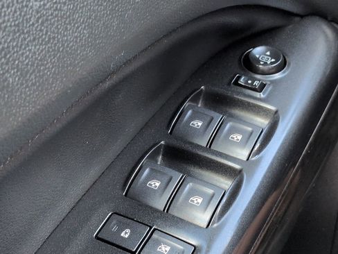 Used 2022 GMC Canyon Elevation w/ Elevation Premium Package image 22