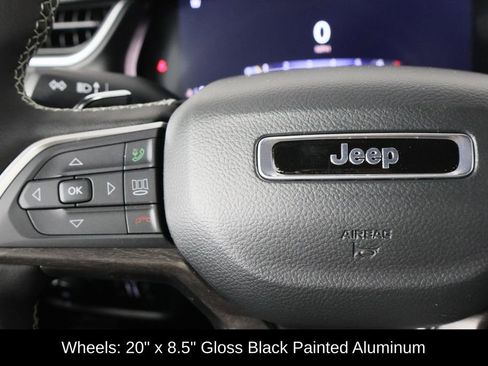 New 2025 Jeep Grand Cherokee Limited image 8