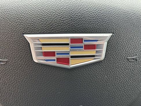 Used 2020 Cadillac XT4 Premium Luxury image 36