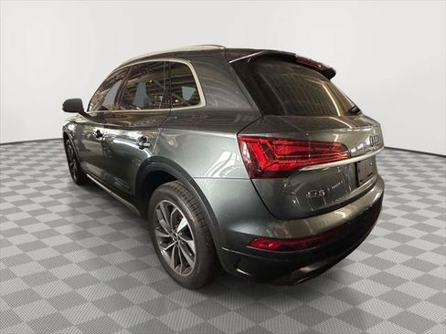 Used 2023 Audi Q5 2.0T Premium w/ Convenience Package AWD/4WD image 3