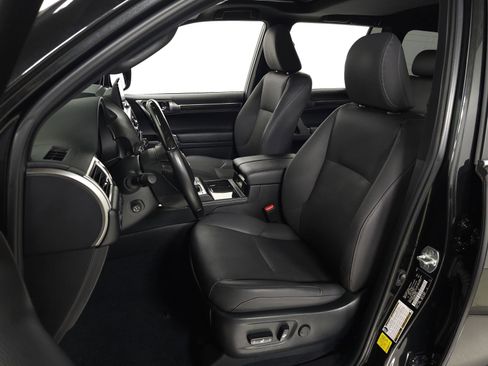 Used 2023 Lexus GX 460 Premium image 18