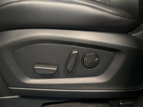 Certified 2023 Ford Explorer XLT w/ Equipment Group 202A image 14