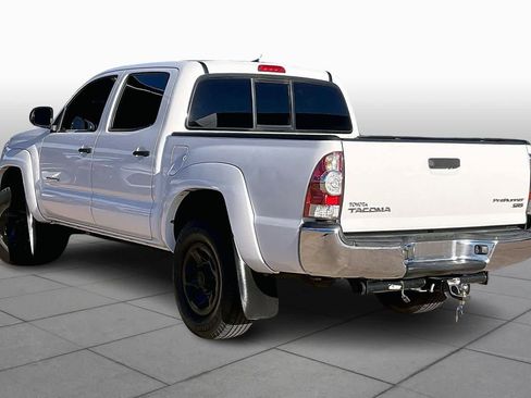 Used 2014 Toyota Tacoma PreRunner image 12