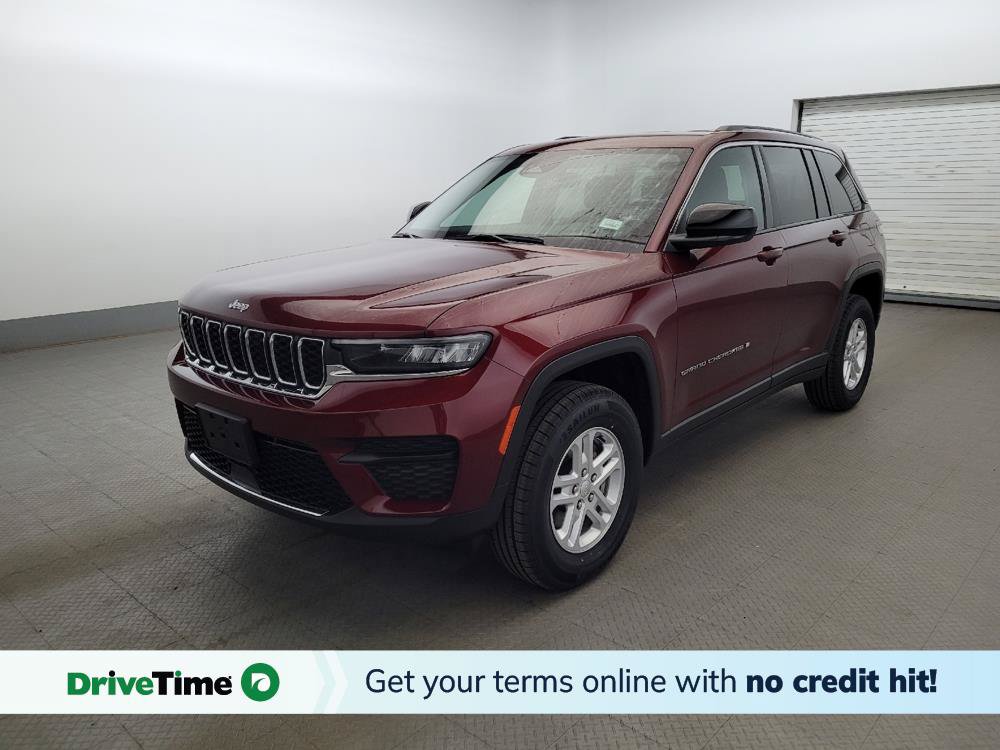 Used 2023 Jeep Grand Cherokee Laredo w/ Luxury Tech Group I AWD/4WD image 1