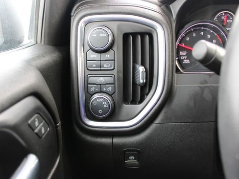 Used 2020 Chevrolet Silverado 1500 LT w/ Trailering Package image 35