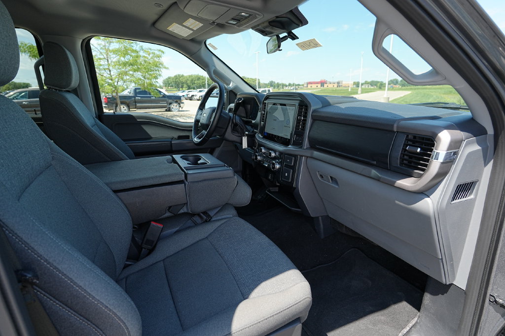 Used 2025 Ford F150 XLT w/ Equipment Group 301A Standard AWD/4WD image 23