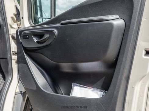 Used 2023 Mercedes-Benz Sprinter 2500 image 63