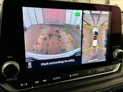 Used 2021 Nissan Rogue SV image 20