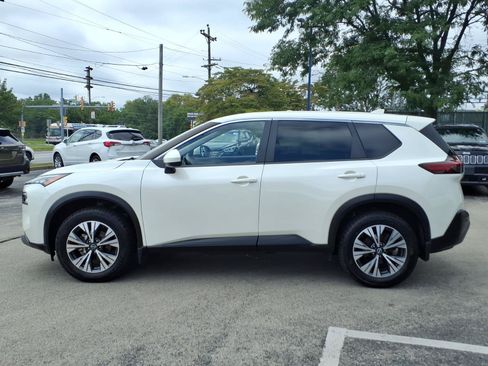 Used 2023 Nissan Rogue SV AWD/4WD image 6