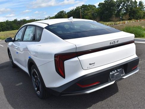 New 2025 Kia K4 EX image 5