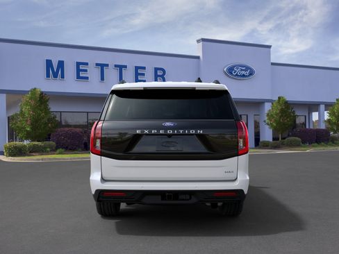New 2027 Ford Expedition Max Active RWD image 5