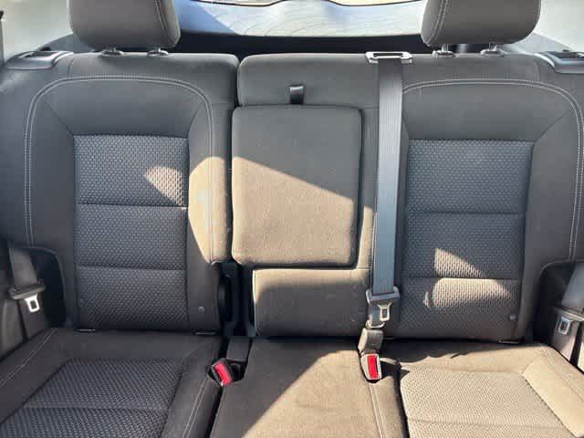Used 2024 GMC Terrain SLE w/ Driver Convenience Package FWD image 23