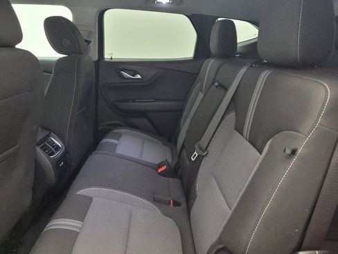 Used 2024 Chevrolet Blazer LT w/ Convenience Package FWD image 18