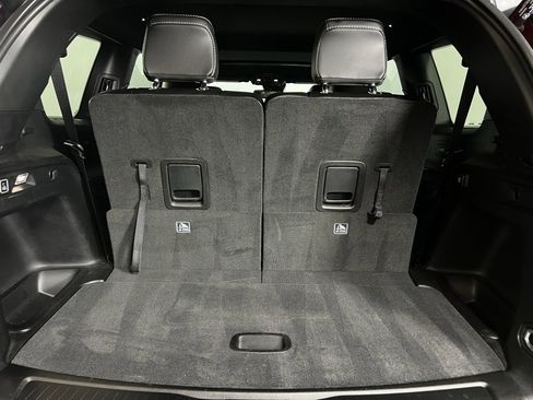 Used 2023 Jeep Grand Cherokee L Laredo image 30