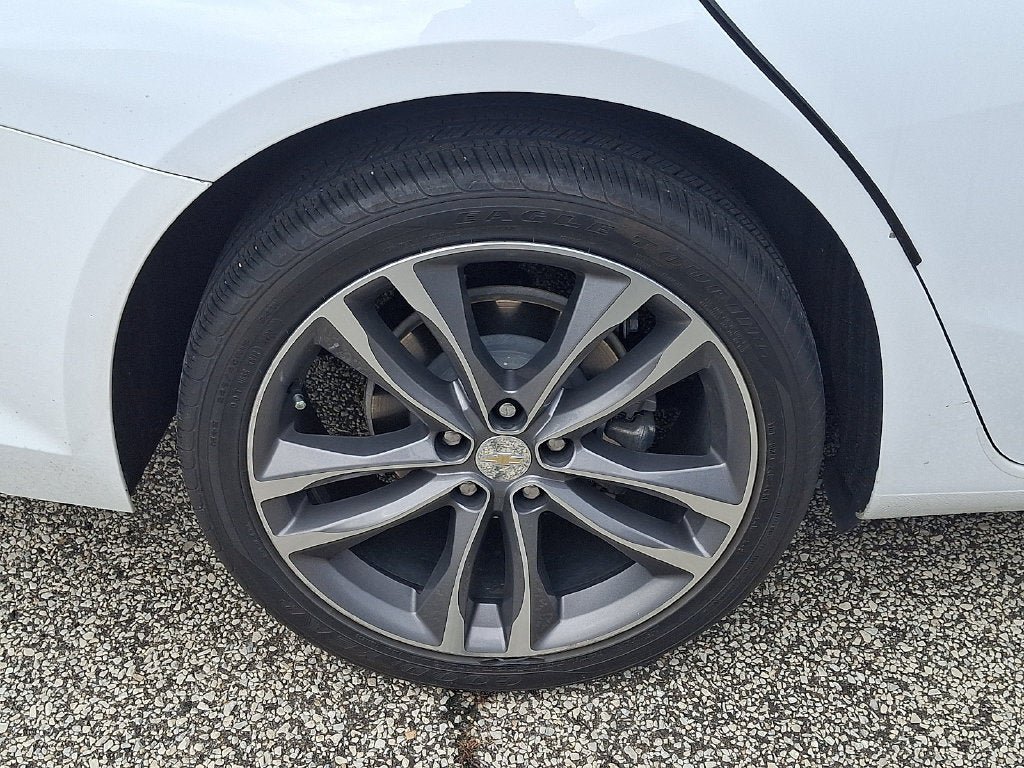 Certified 2021 Chevrolet Malibu Premier FWD image 9