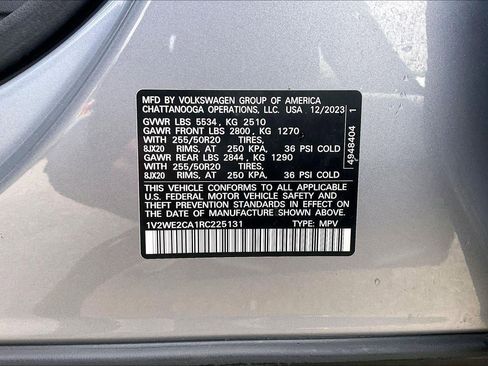 Used 2024 Volkswagen Atlas Cross Sport SE FWD image 34