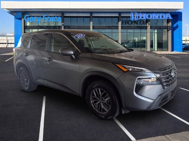 Used 2026 Nissan Rogue SV AWD/4WD image 1