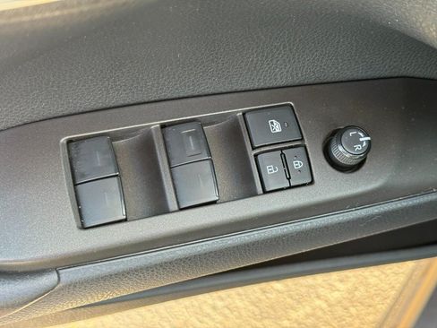 Certified 2022 Toyota Camry SE FWD image 16