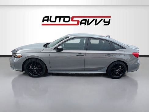 Used 2025 Honda Civic Sport image 4