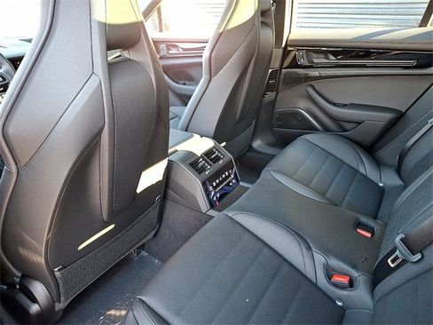 New 2026 Porsche Panamera 4 image 13